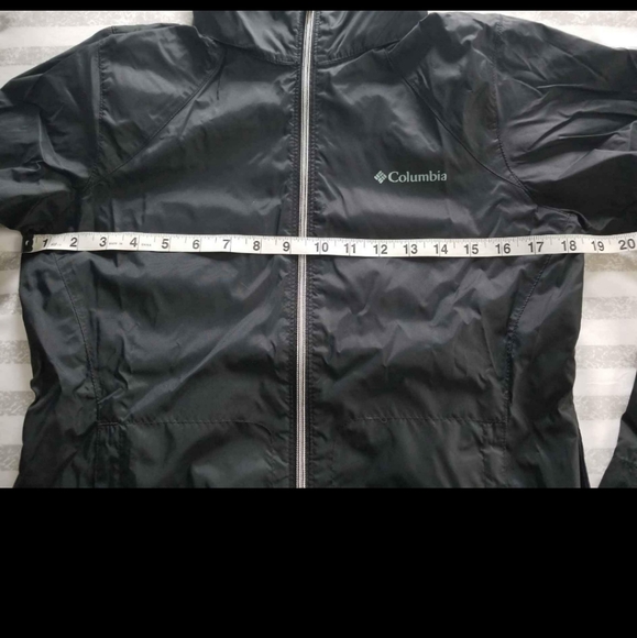Columbia Windbreaker Jacket - Picture 4 of 5